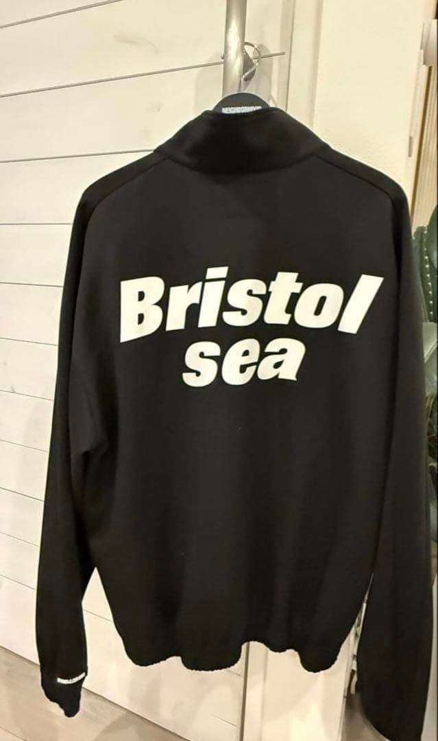 FCRB ×WIND AND SEA トラックジャケット新品　ブリストルSOPH
