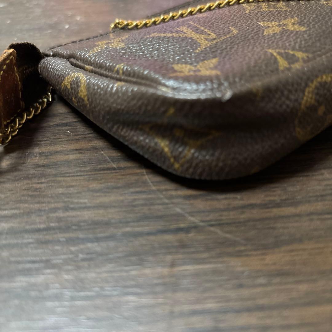 Louis Vuitton アクセソワールモノグラム ポーチ