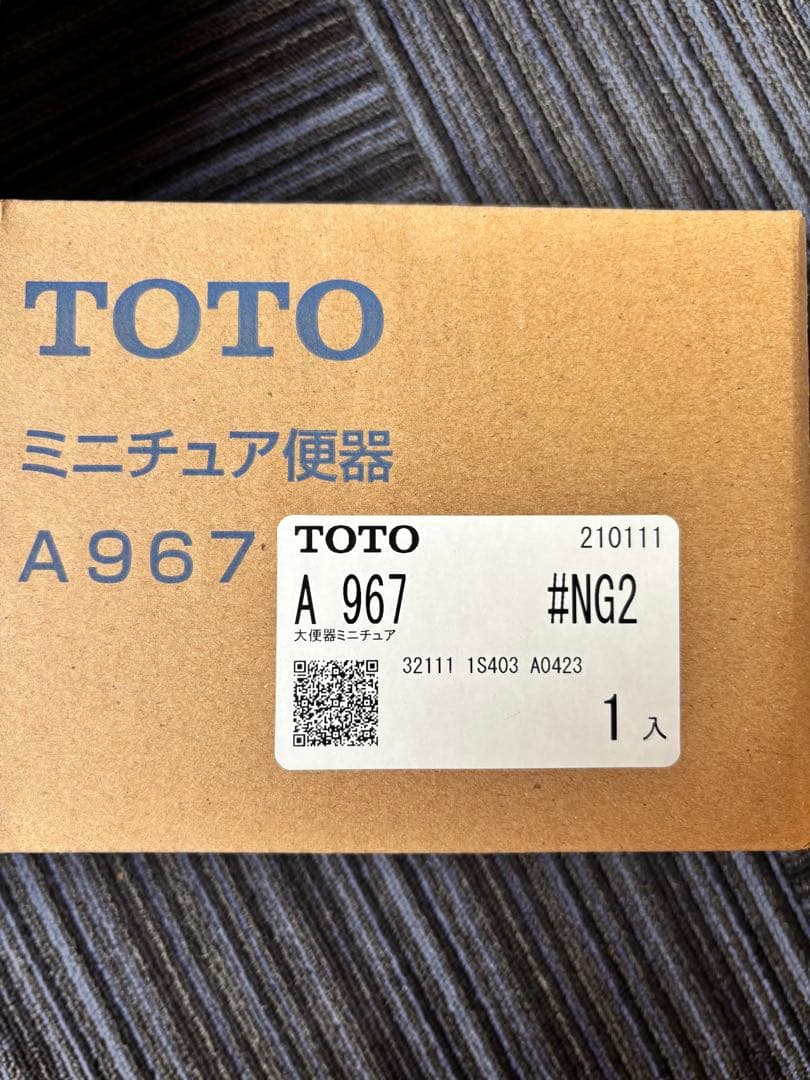TOTO toto ミニチュア　トイレ　ネオレストA967 フィギュア　陶器