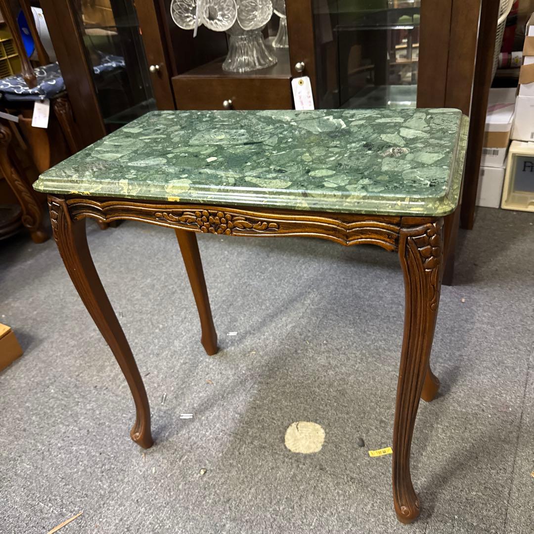 アンティーク大理石 サイドテーブル 猫足花彫刻