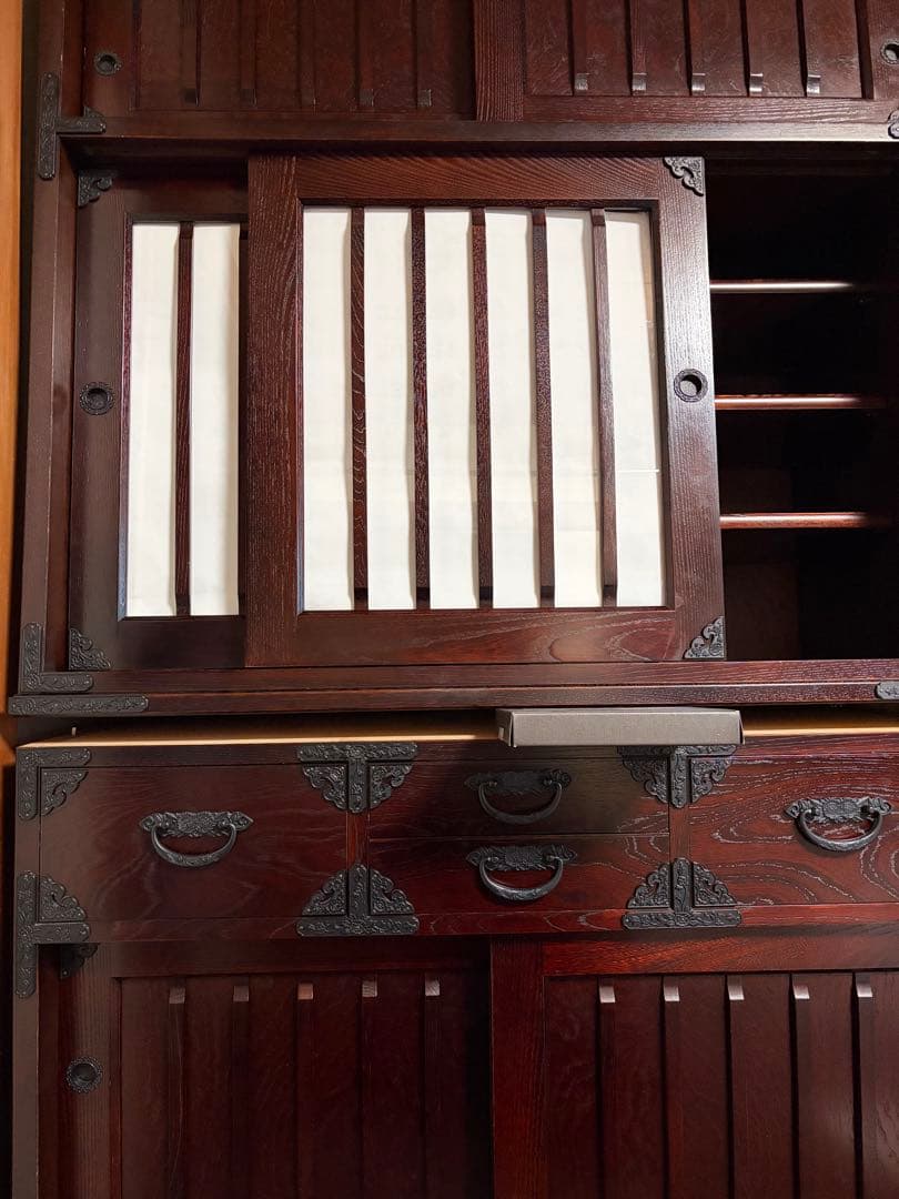 水屋箪笥 和箪笥 岩谷堂箪笥 桐箪笥 日本製 国産家具 ケヤキ タンス 家具