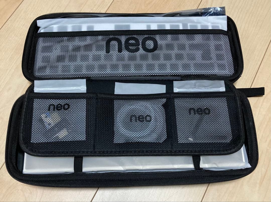 Qwertykeys Neo65、カスタムキーボード、自作キーボード