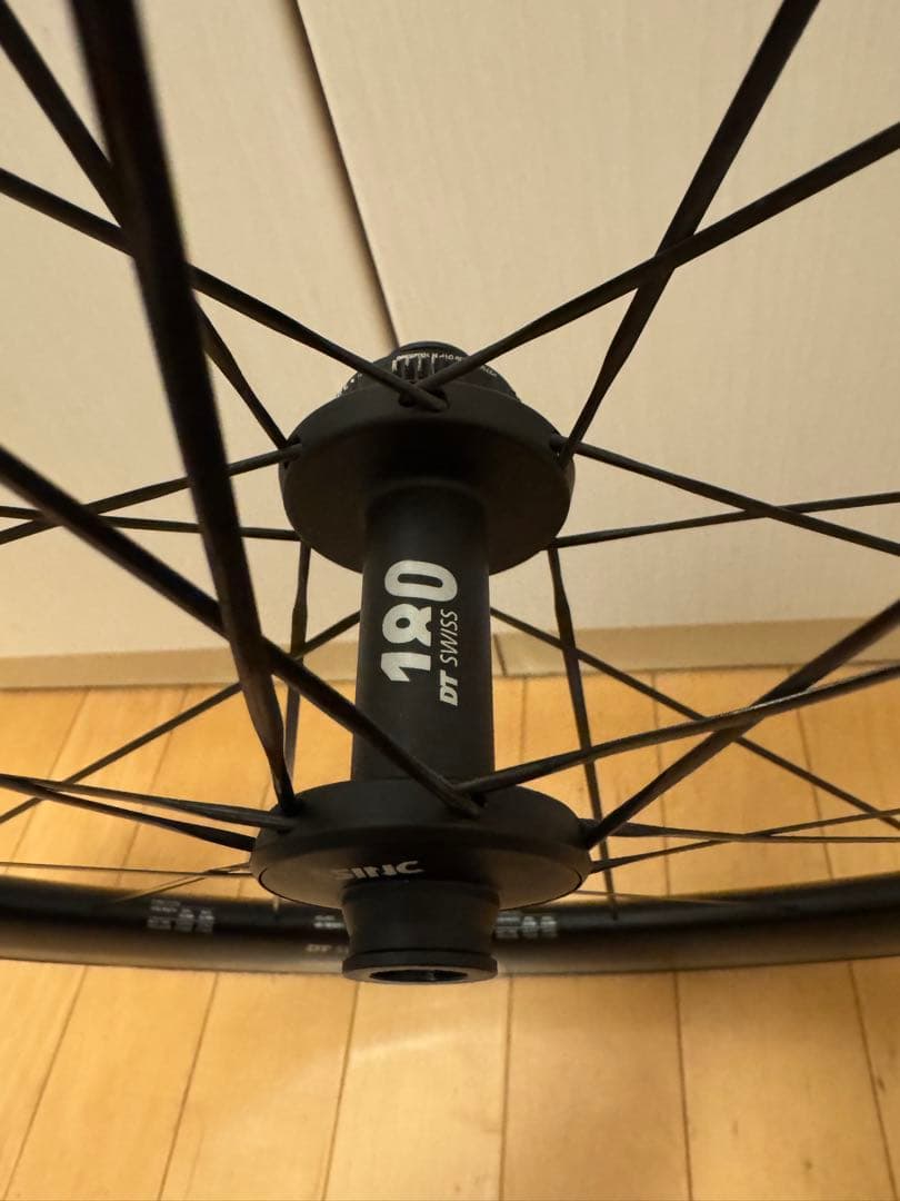 DTSWISS ARC1100 DICUT DB 前50mm後62mm交換済