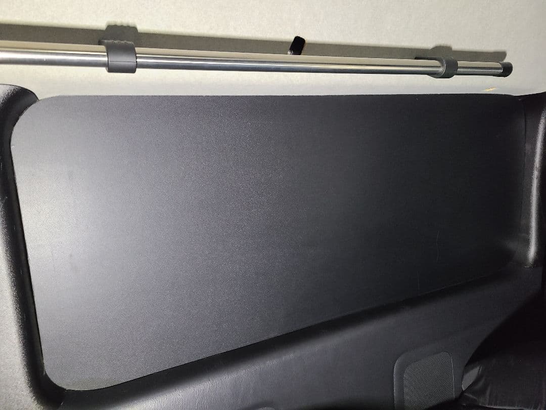 200系ハイエース窓埋めパネル防音断熱９㎜合板仕様 標準 ワイド共通左右１セット