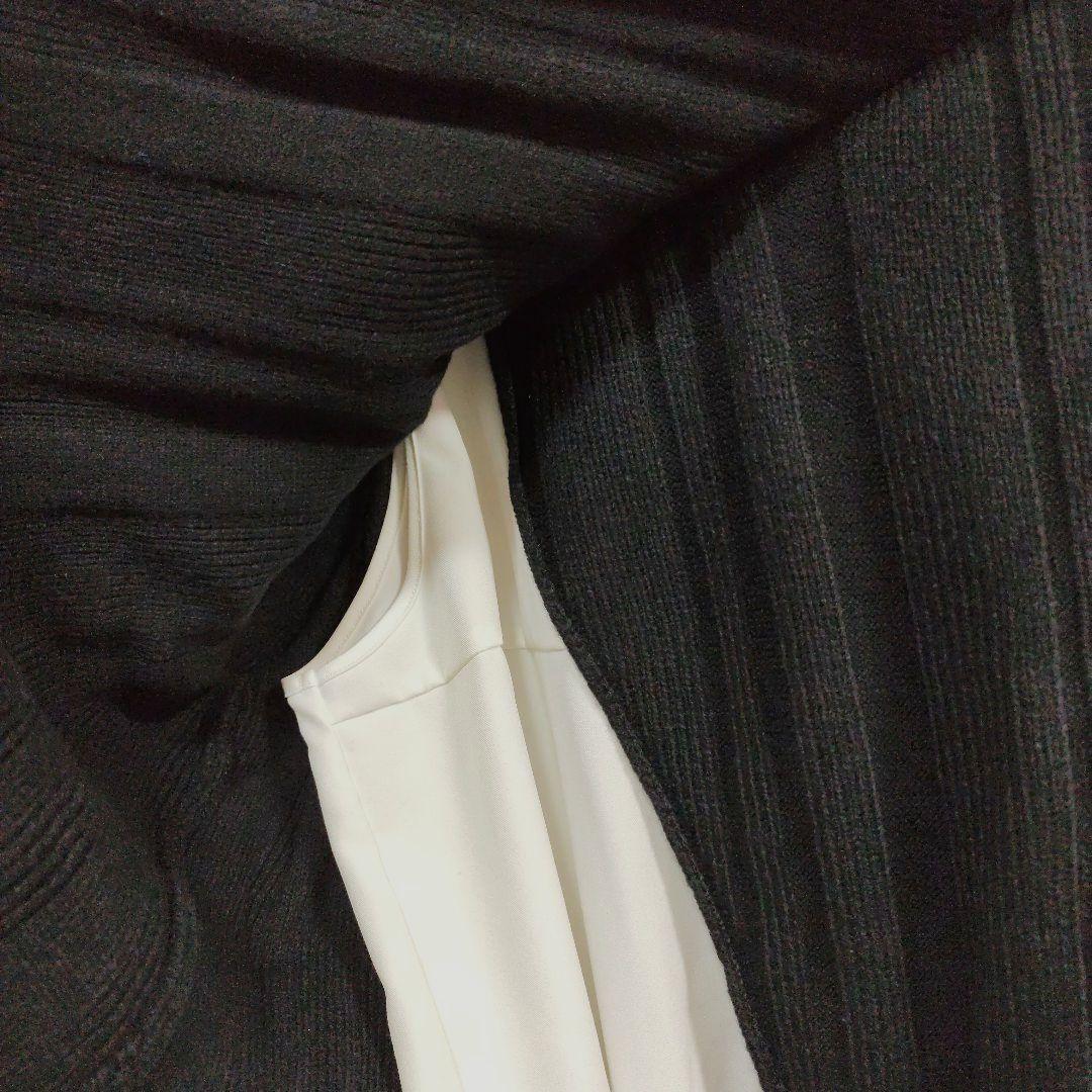 未使用品　ノーアイディー　黒×白　ドッキングハイネック ニットカーディガン