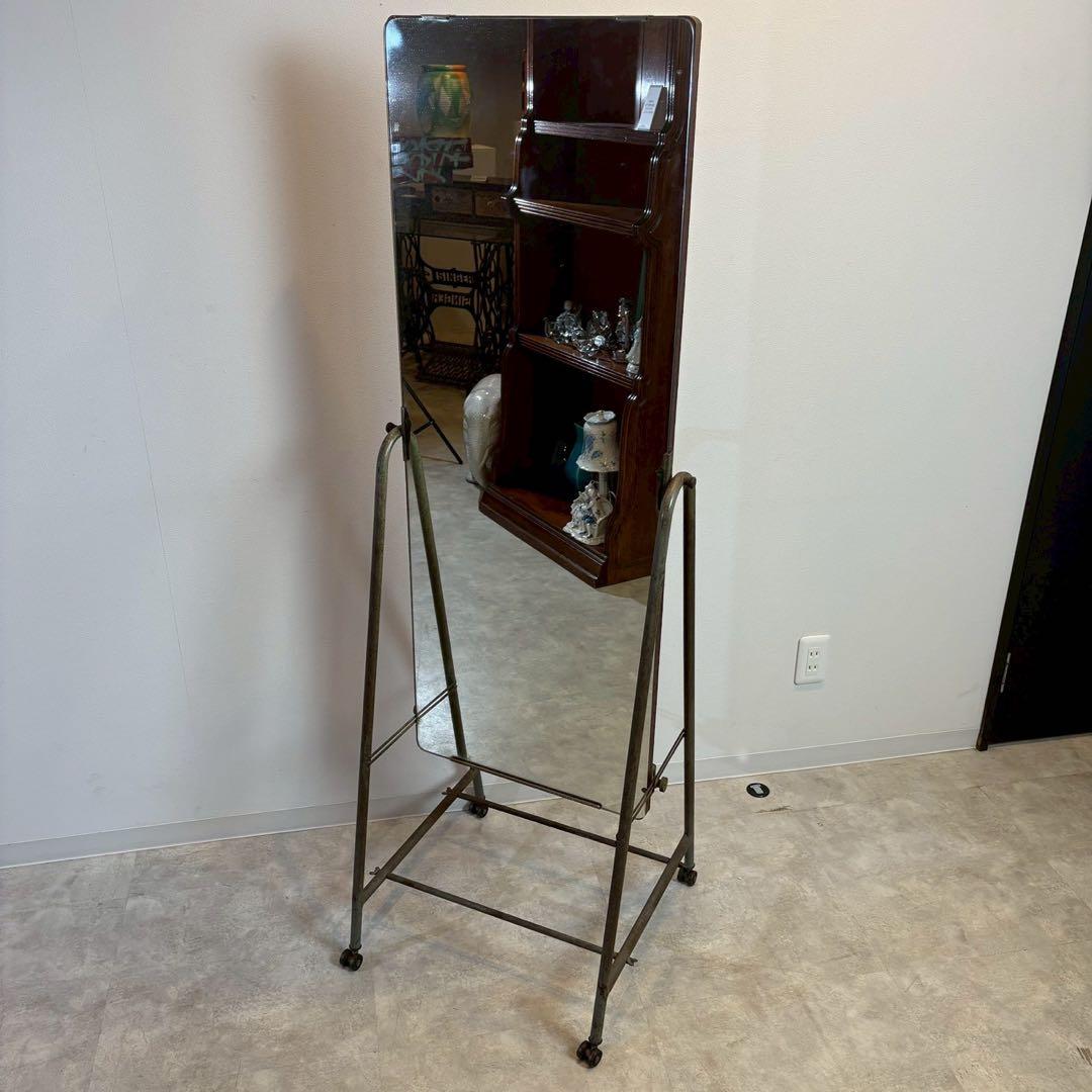 鏡　姿見　アンティーク　アイアンフレーム　シャビーな姿見　アパレル　店舗什器