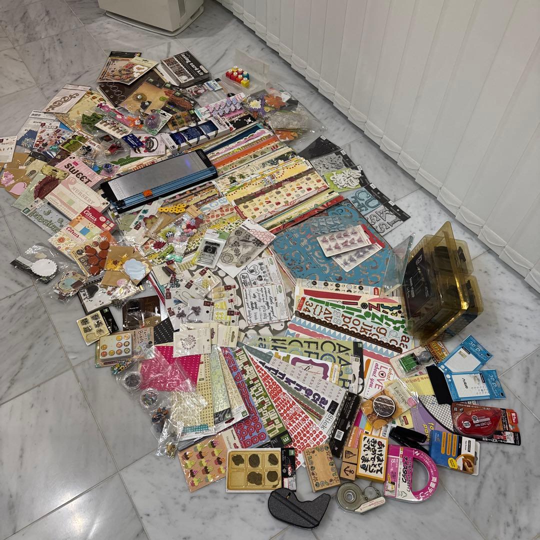 超お得　スクラップブッキング用品大量　12インチペーパー290枚以上　超お得