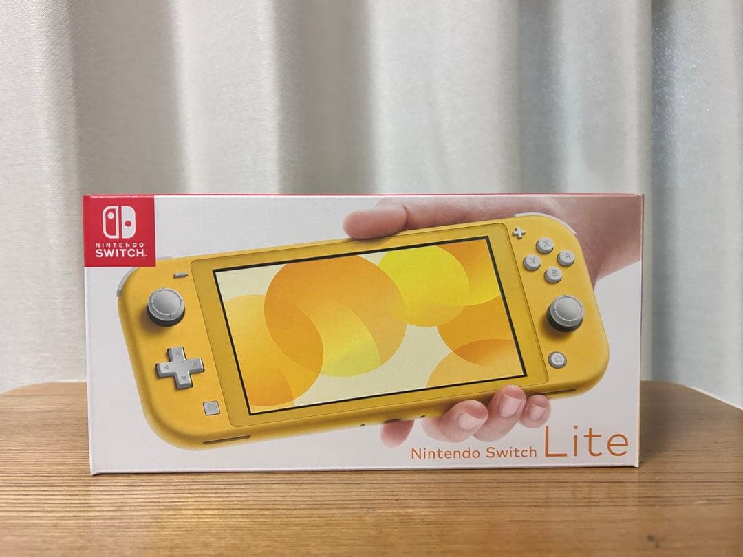 Nintendo Switch lite 本体 イエロー スイッチライト