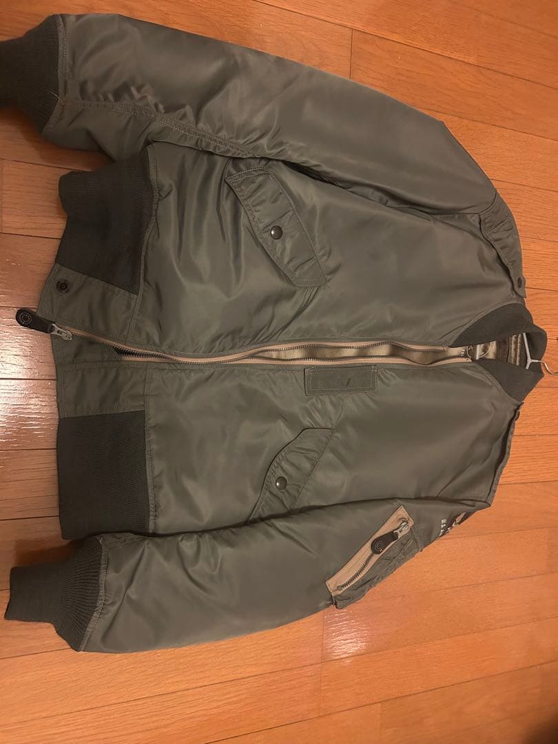 バズリクソンズ　L-2B