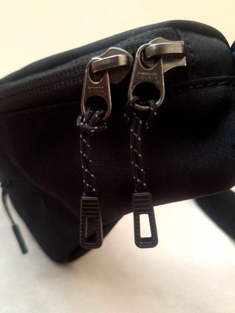 24AW COMME des GARÇONS HOMME ボディバッグ 人気の黒