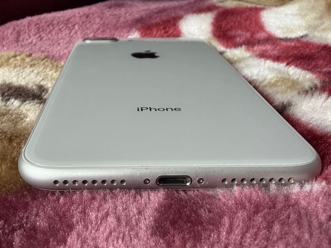 iPhone8plus シルバー 256GB 本体