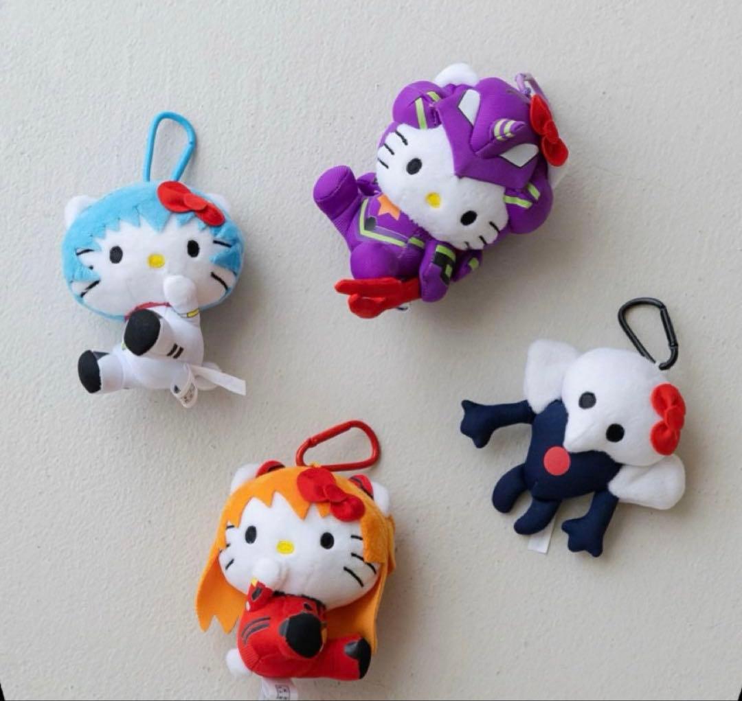 LOWRYS FARM 【EVA x HELLO KITTY】トイキーホルダー