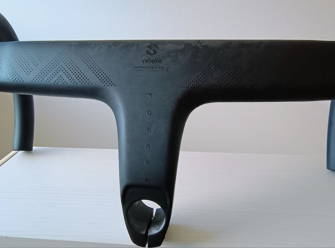 TOSEEK 一体型カーボンハンドルバー　ステム100mm 幅38mm 未使用