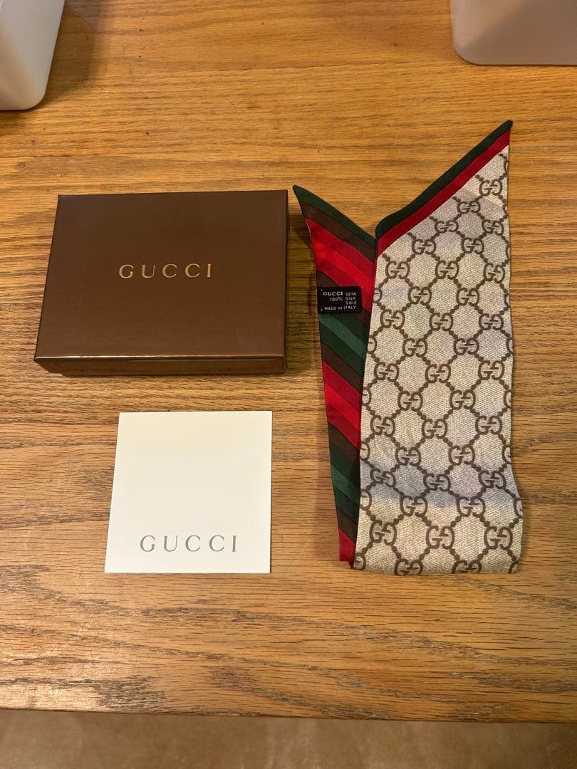 GUCCI シルクバンダナ GGパターン