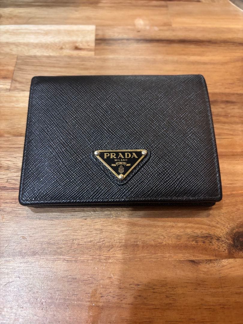 PRADA 財布 未使用 ゴールド