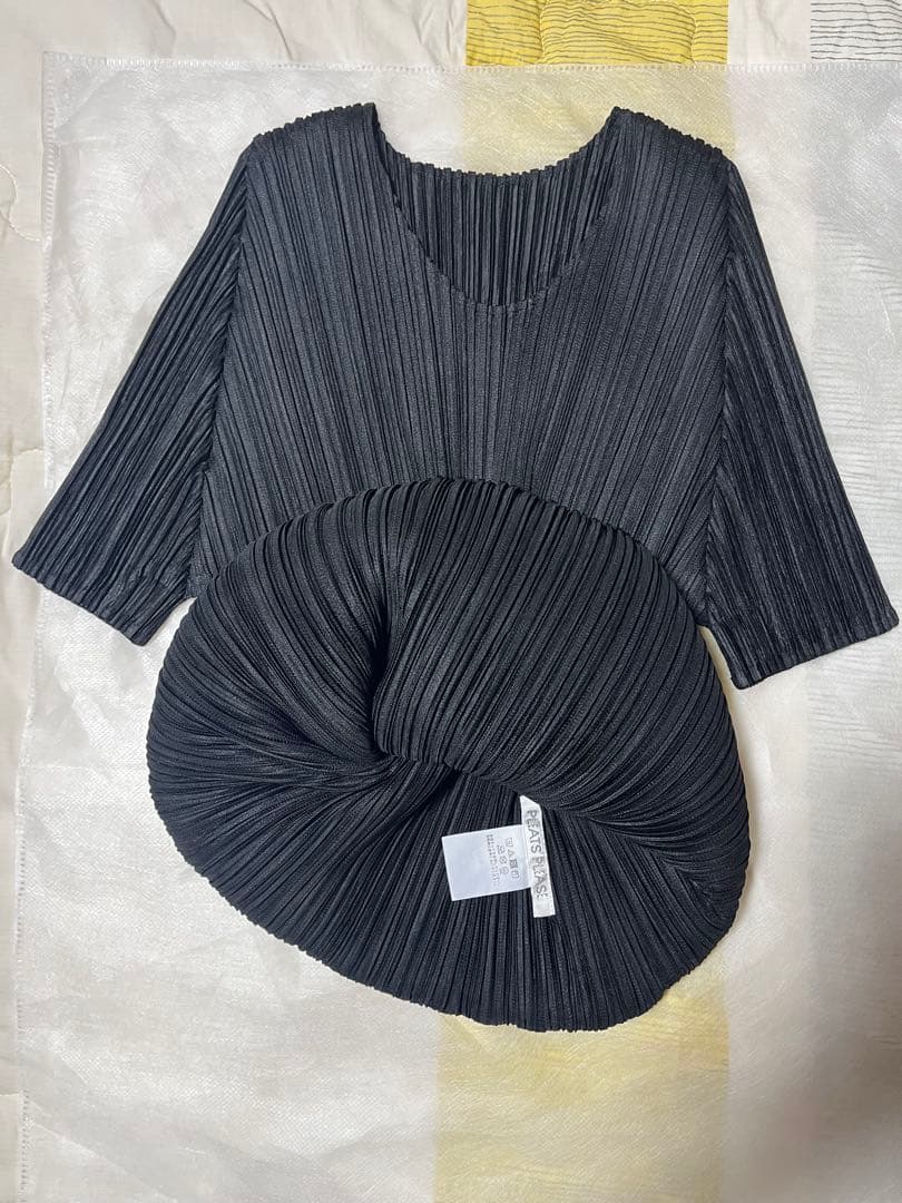 PLEATS PLEASE ISSEY MIYAKE 半袖BASICS サイズ3