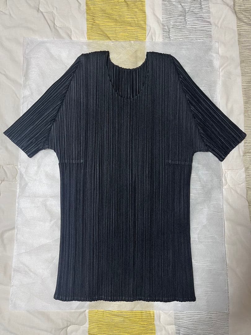 PLEATS PLEASE ISSEY MIYAKE 半袖BASICS サイズ3