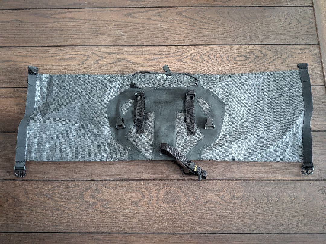 apidura ハンドルバーバッグ9L