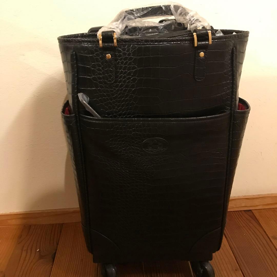 ✨新品袋付き✨　SWANY キャリーバッグ　クロコダイル　レインカバー付　4輪