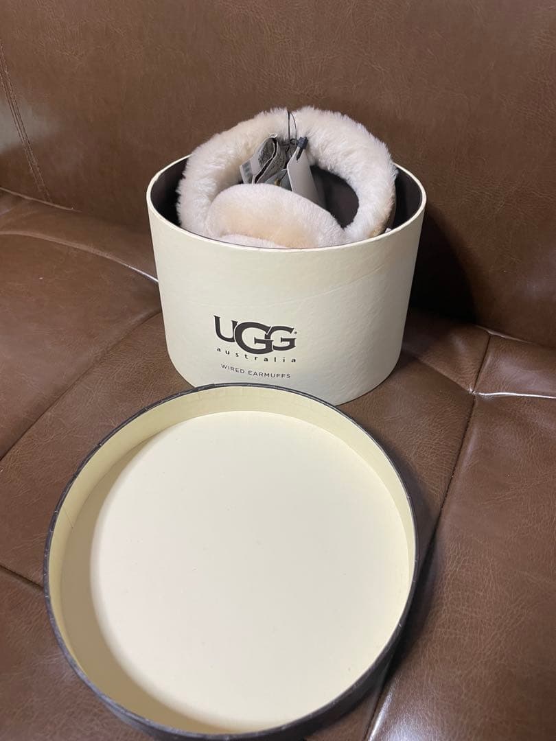 UGG 耳あて　イヤマフ　イヤーマフラー