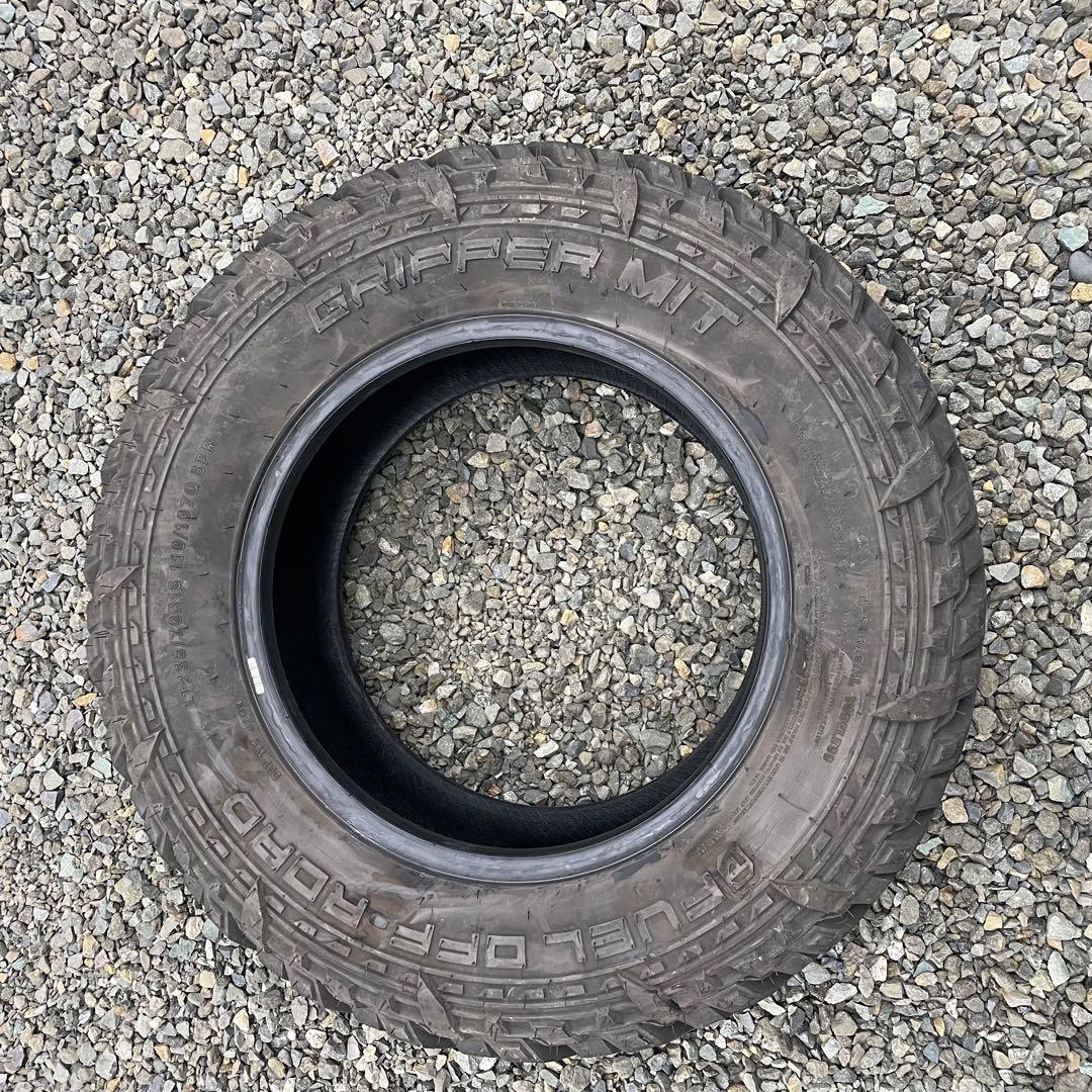 オフロードタイヤ　235/70R16 デリカ　MTタイヤ