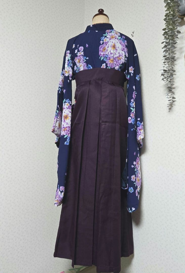 美品　キャサリンコテージ　袴セット　160　紺和柄　紫袴　花柄　卒服