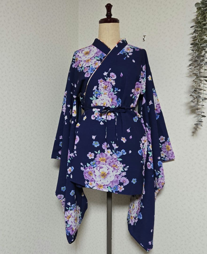 美品　キャサリンコテージ　袴セット　160　紺和柄　紫袴　花柄　卒服