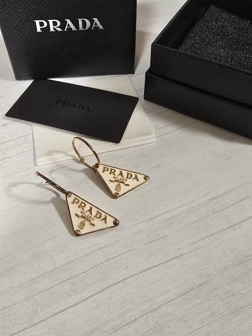 プラダピアス