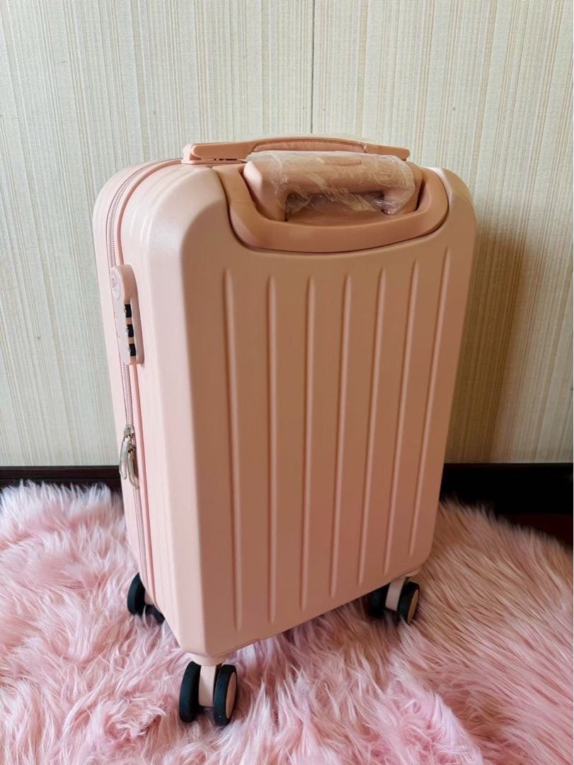ALEXIA STAM●新品●ノベルティ・キャリー