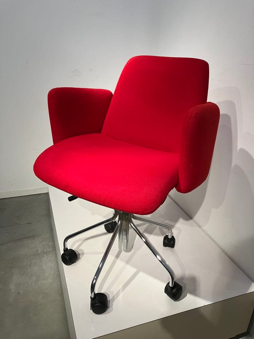 カルテル モーレアチェア、赤、美品、ヴィコマジストレッティ、カッシーナ、アクタス