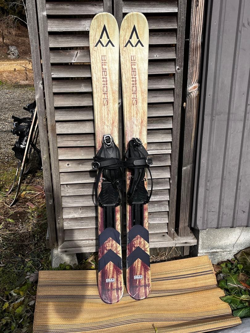 ブルーモリスのスキーシュー「スノーハイク」21-22モデル