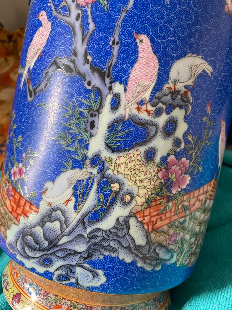 中国大清乾隆年製款洋彩軋道花鳥棒槌瓶サイズ高さ約42cm径19cm