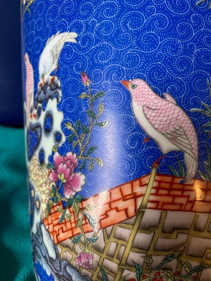 中国大清乾隆年製款洋彩軋道花鳥棒槌瓶サイズ高さ約42cm径19cm