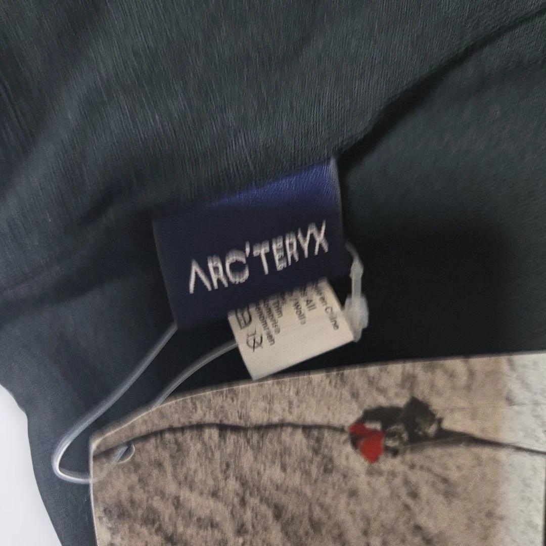 新品未使用 Arc’teryx アークテリクス　ネックゲイター ネックウォーマー