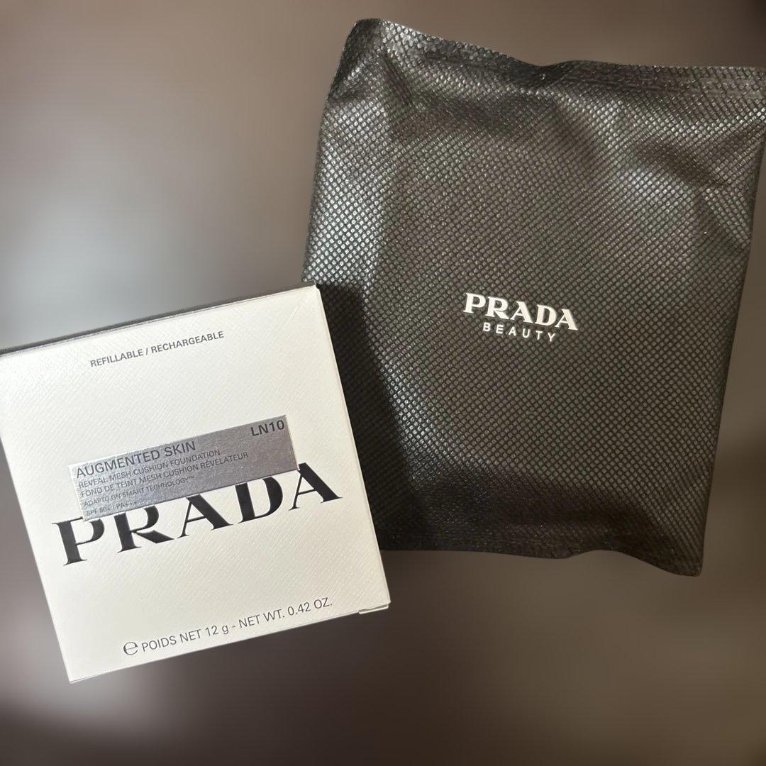 PRADA クッションファンデーション　LN10ケース付き プラダ