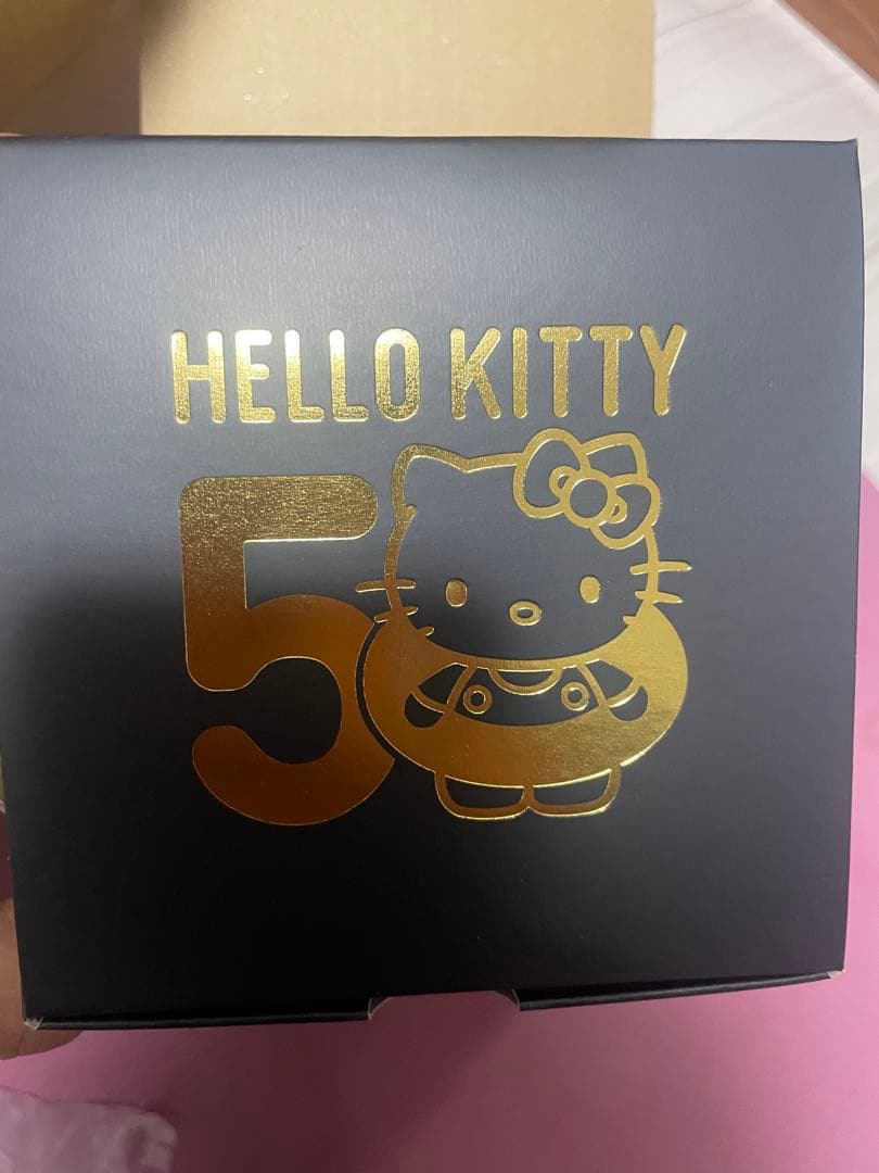 G-SHOCK x HELLO KITTY 腕時計