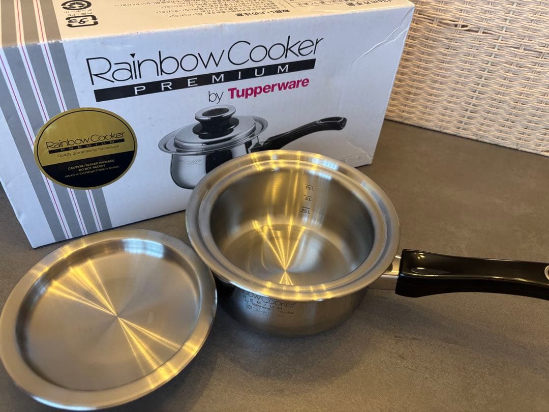 新品★タッパーウェア13cm片手鍋