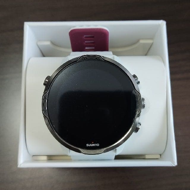 【美品！新品未使用！】SUUNTO7 WHITE BURGUNDY