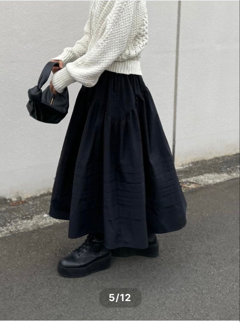 eldo エルド　ピンタックロングスカート ブラック　ネイビー　フリー