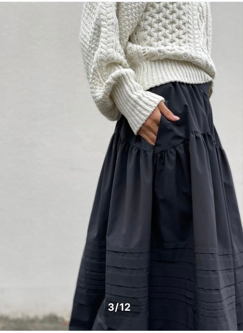 eldo エルド　ピンタックロングスカート ブラック　ネイビー　フリー