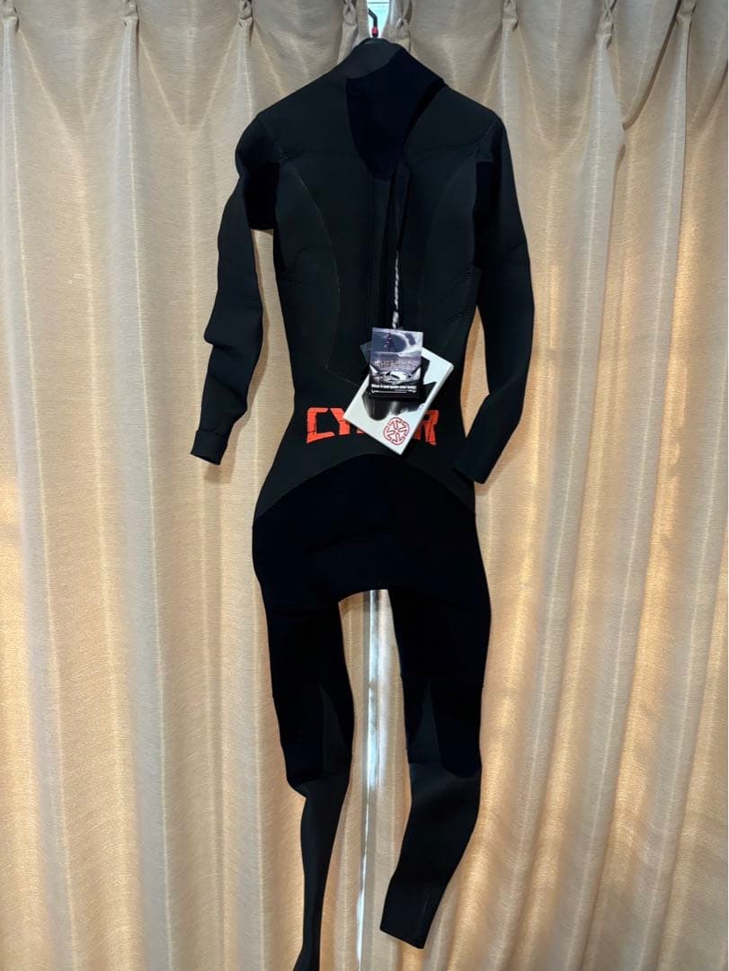 【即納】Cyber フルスーツ ウェットスーツ 黒/オレンジ