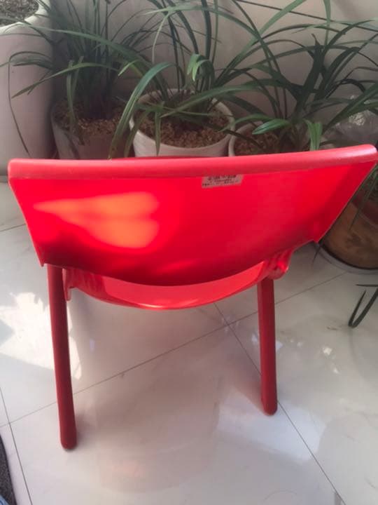 子供 用 のプラスチック 製 いす 椅子