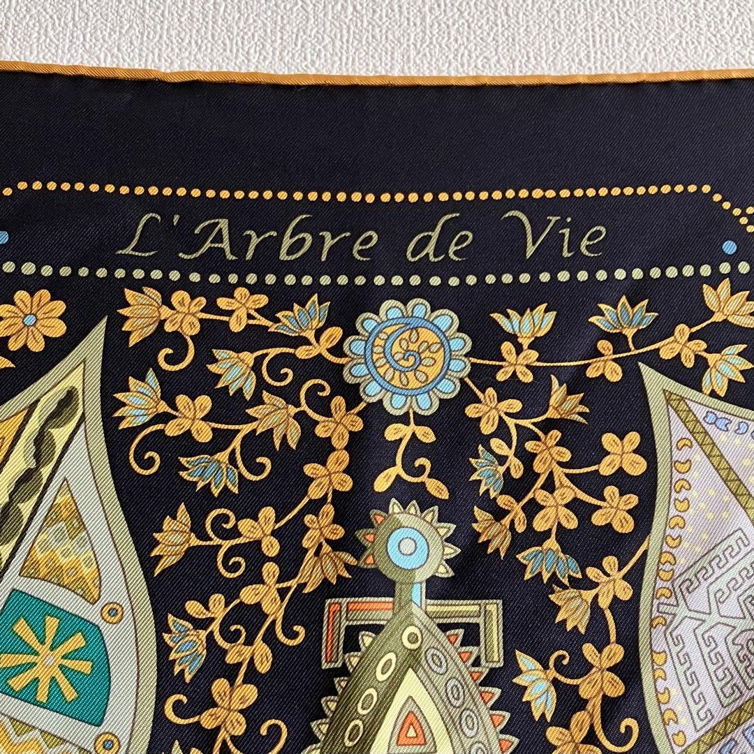 美品　エルメス　HERMES スカーフ　90 カレ生命の木　 シルク　フランス