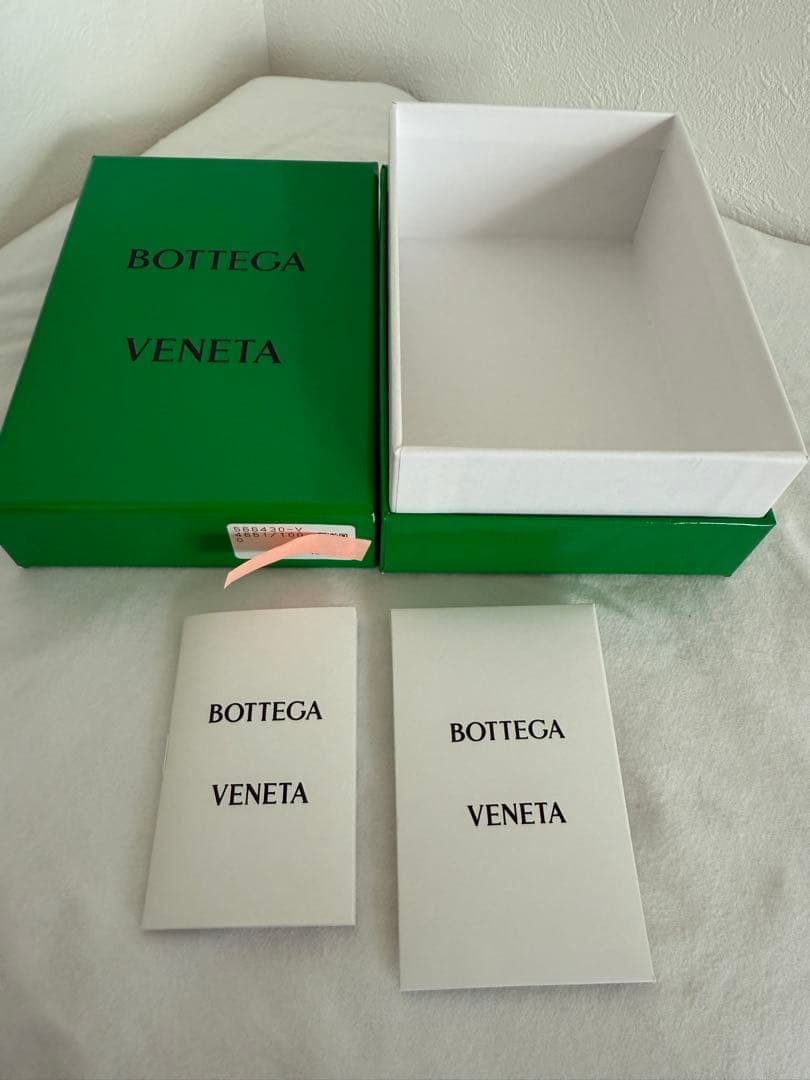 ボッテガヴェネタ 黒 ケース