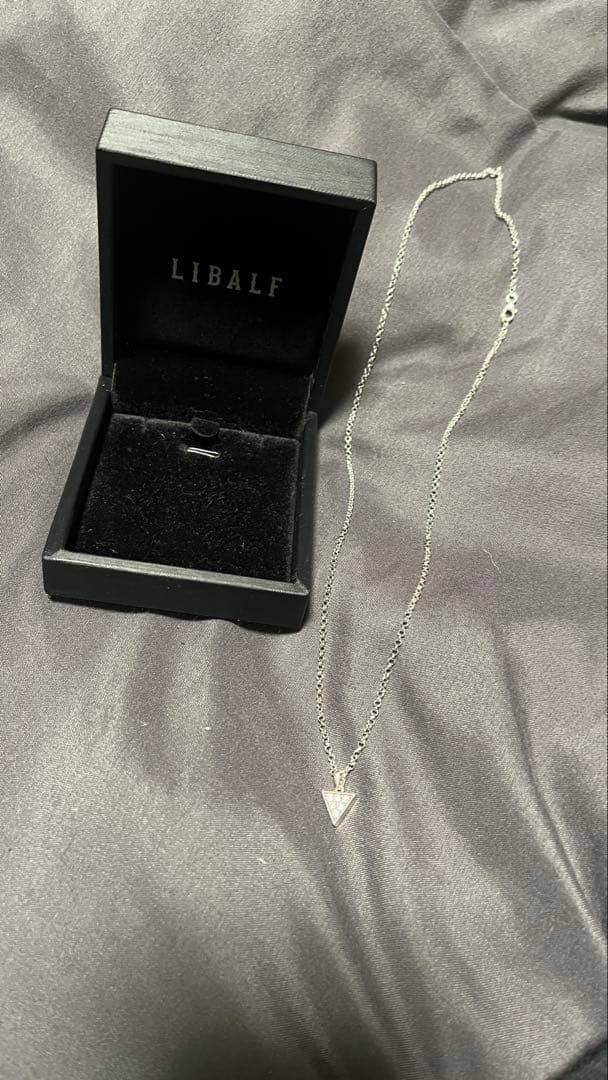 LIBALF リバルフ トライアングルネックレス