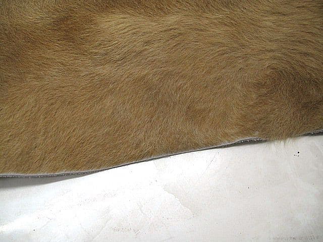 本牛革カウラグ 大判 236×265cm　ハラコラグ　絨毯　敷物　ラグカーペット