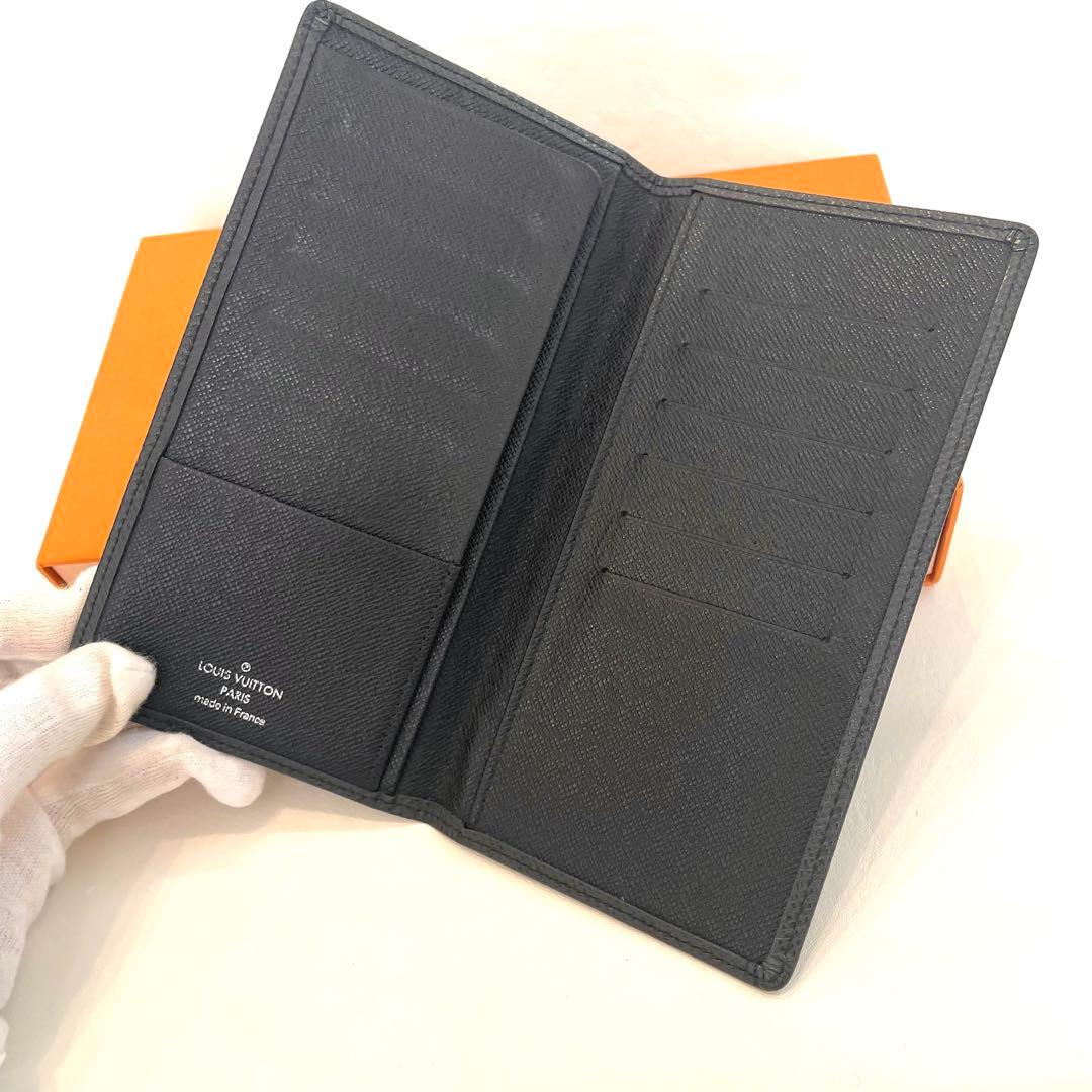 美品　廃盤品　ルイヴィトン タイガ　黒　ブラック　札入れ　正規品　M30392