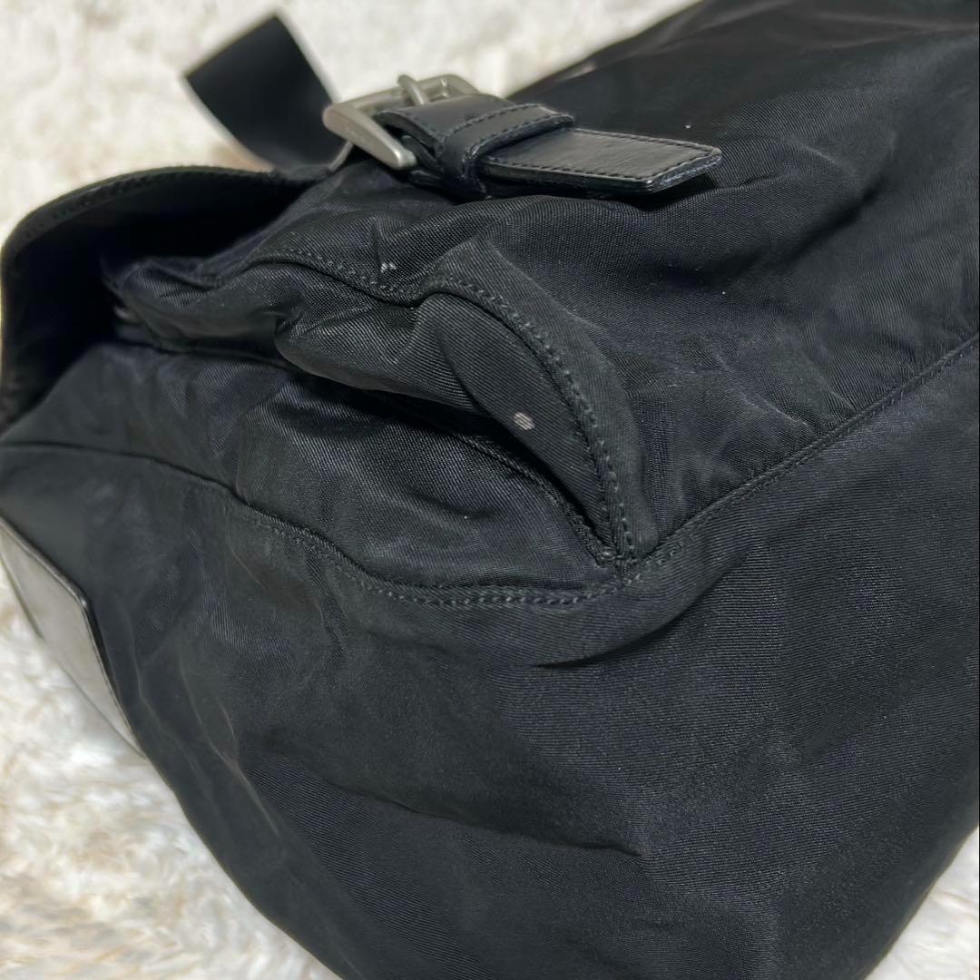 ✨️美品✨️ プラダ ショルダーバッグ メッセンジャー ナイロン 黒 白タグ