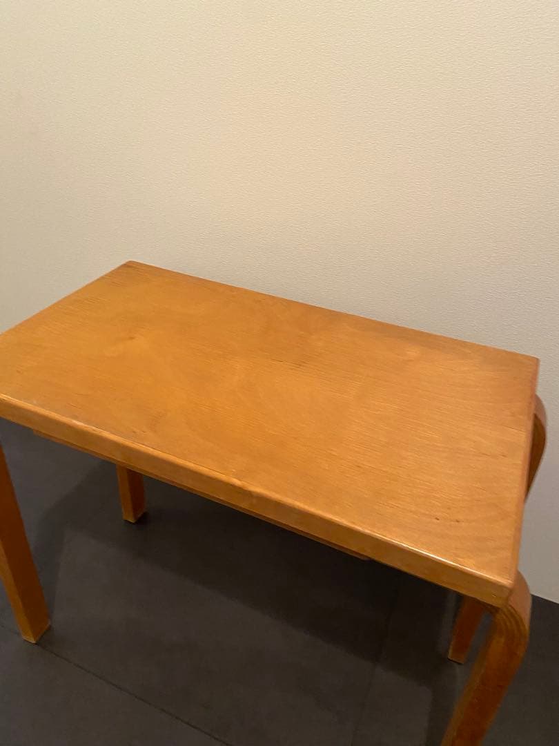 50年代　アルヴァアアルト　alvaraalto サイドテーブル　artek