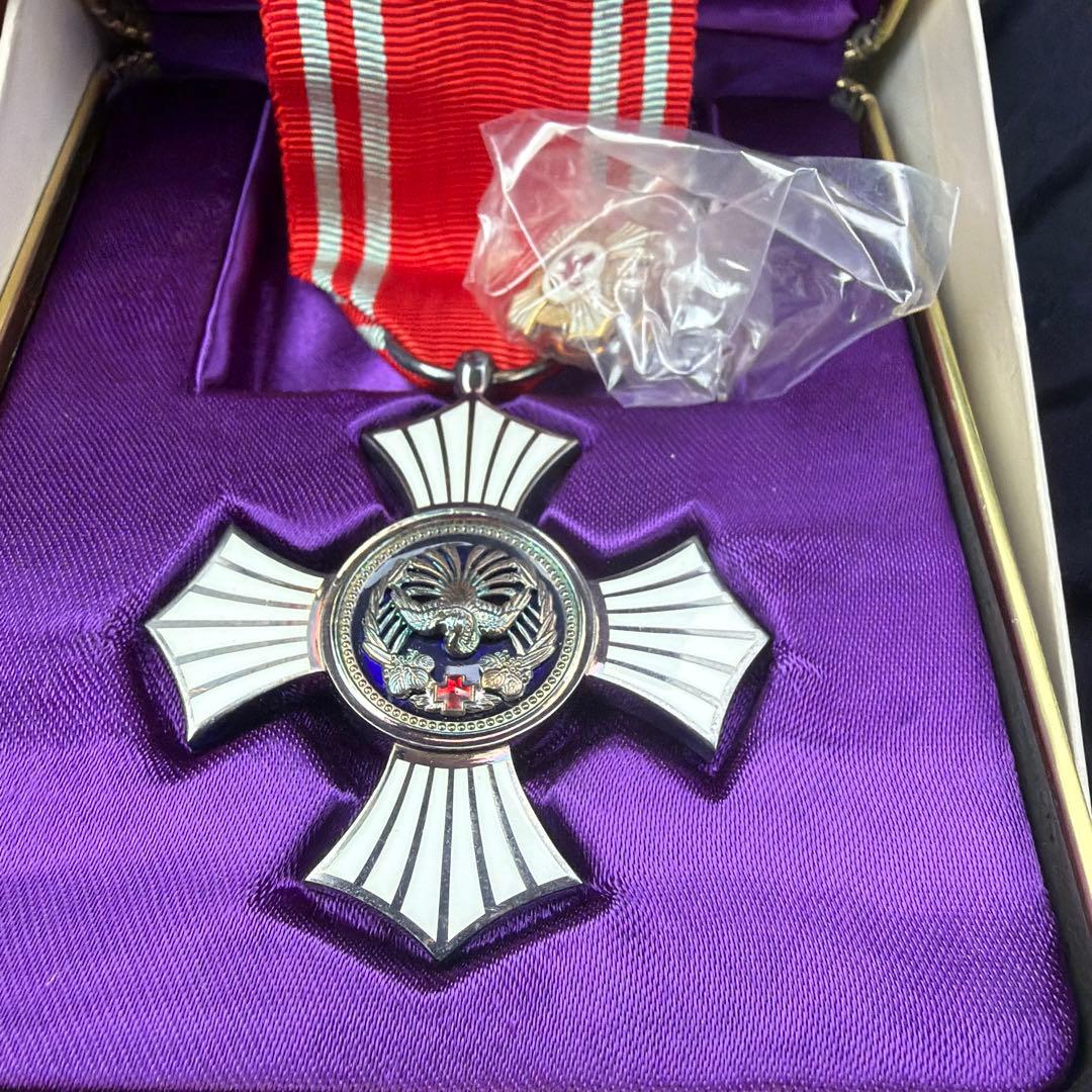 m*t様 日本貿易振興機構 シルバー十字勲章